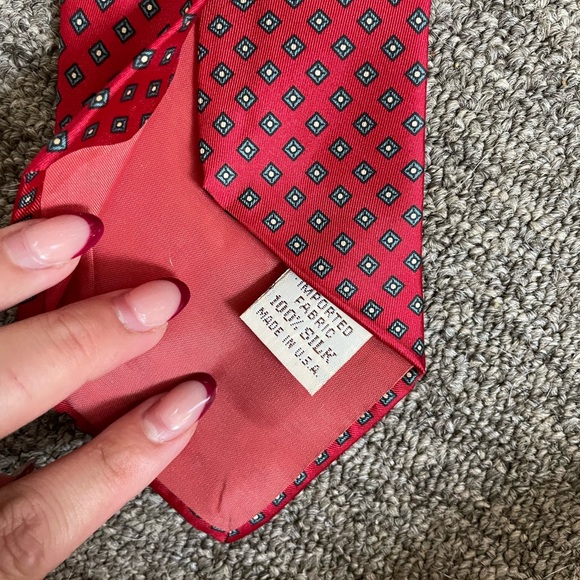 Vintage Red Silk Yves Saint Laurent Tie - Picture 3 of 5